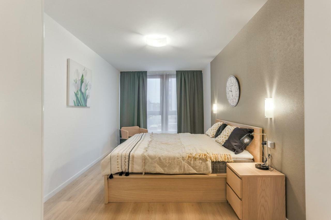 Apartmate Spacious Apartment With Balcony Oldtown For 6 People グダニスク エクステリア 写真